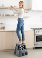 SMART STEP in cucina: raggiungere i pensili in sicurezza